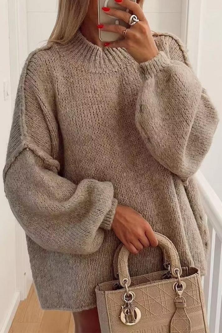 Bequemer Damen-Sweater mit geschlossenem Rundhalsausschnitt