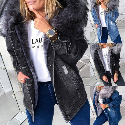 Elegante Damen Winterjacke mit Kapuze und komfortablem Kragen