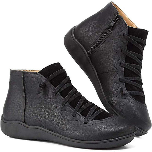 Modische Damenstiefel im Vintage-Stil