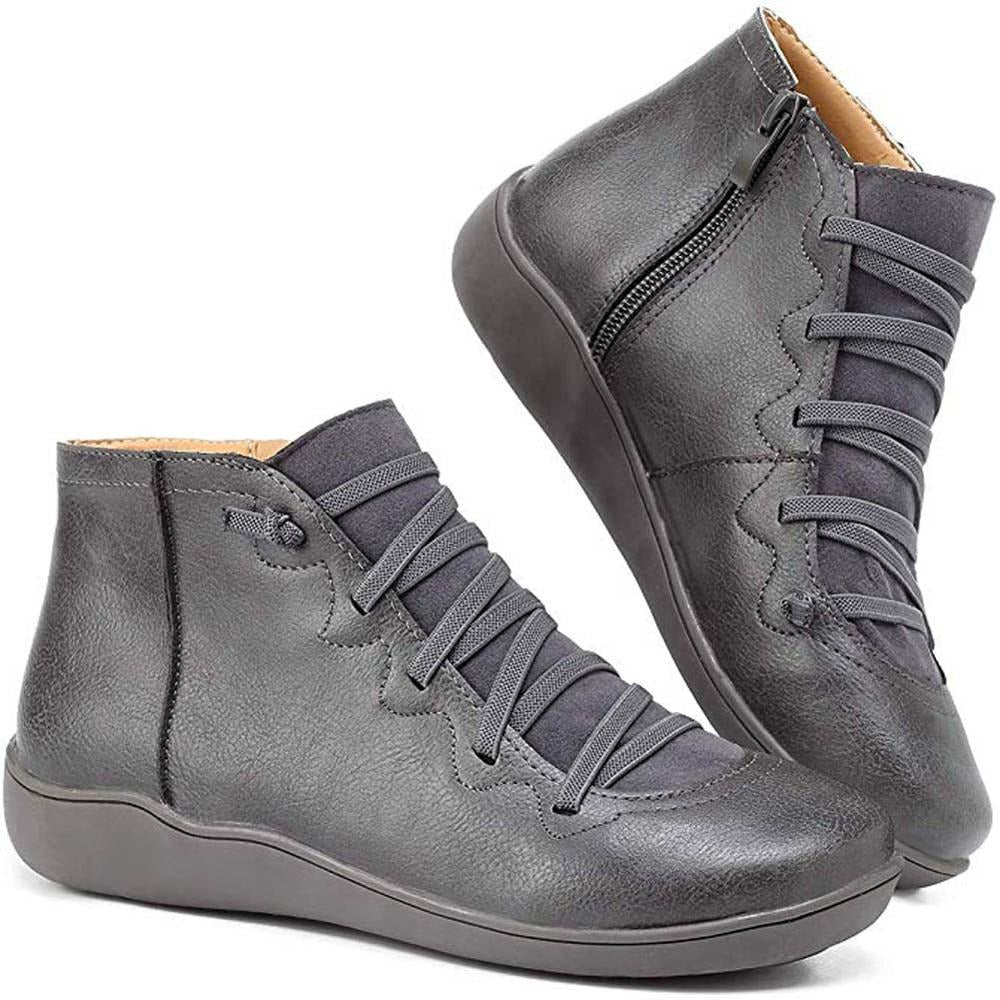 Modische Damenstiefel im Vintage-Stil