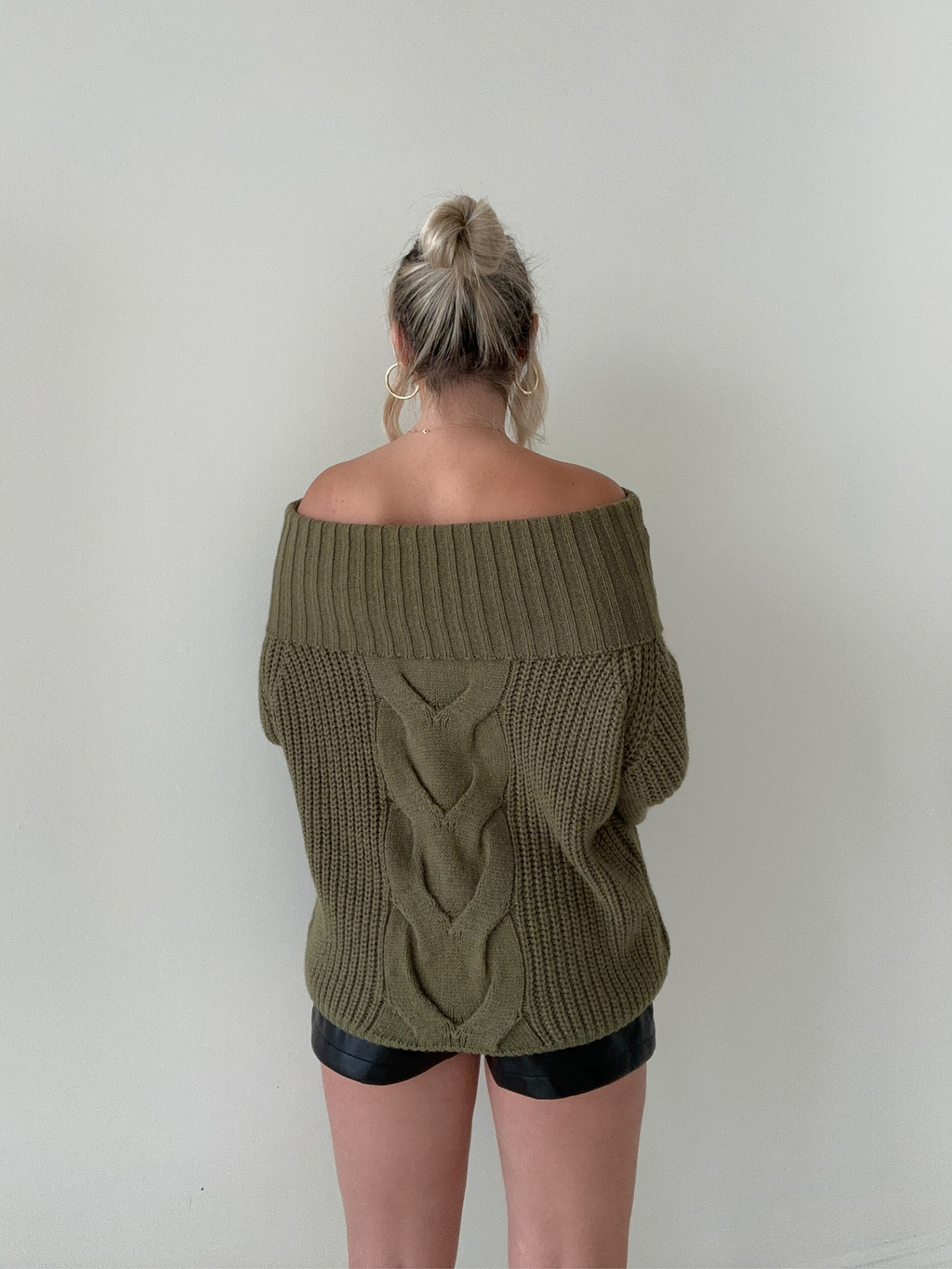 Eleganter Off-Shoulder Damenpullover – Stilvoll und vielseitig